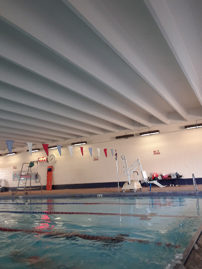Leo Cancellare Pool